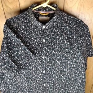 Casual short sleeve button up